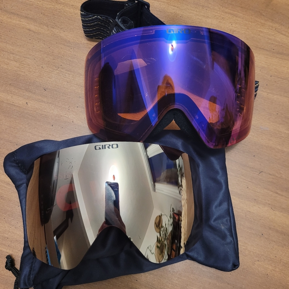 Giro magnetic ski goggles CONTOUR GOGGLE VIVID Lenses with Optics by Zeiss
